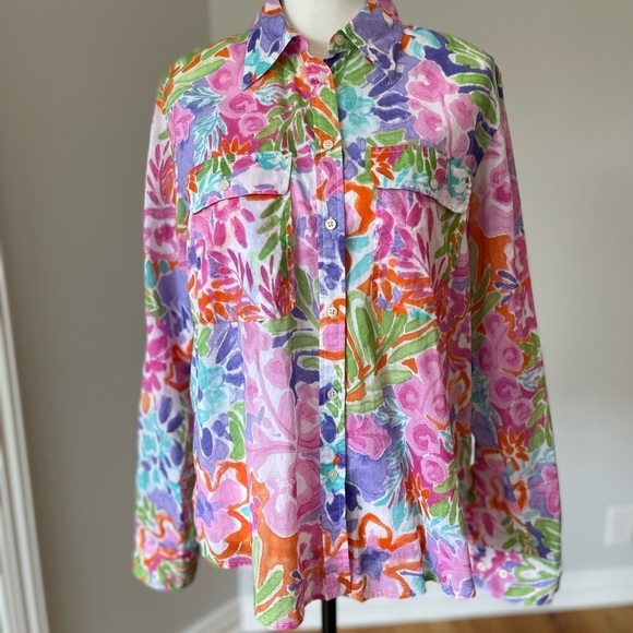 Lauren Ralph Lauren size large buttonup top floral design rolled tabbed sleeves - Picture 12 of 13